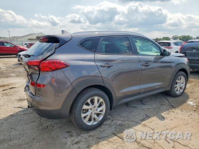 Trzecie zdjęcie samochodu z tyłu: 2020 HYUNDAI TUCSON VALUE VIN:KM8J33A4XLU135171 - miniatura