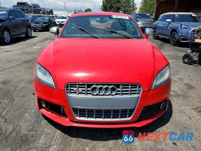 Piąte zdjęcie samochodu w środku: 2009 AUDI TTS VIN:TRUUF38J591030705 - miniatura