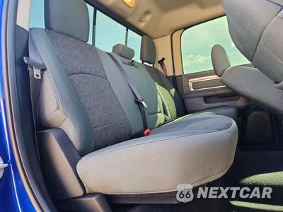 Zdjęcie 10 z 12 samochodu: 2017 RAM 1500 SLT VIN:3C6RR6LT9HG658985 - miniatura