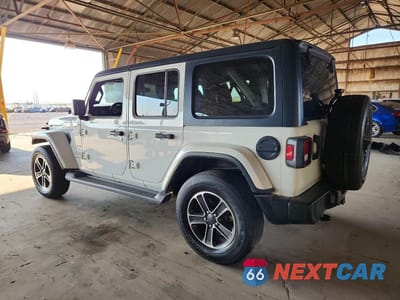 Drugie zdjęcie samochodu z przodu: 2023 JEEP WRANGLER SAHARA VIN:1C4HJXEN2PW693027 - miniatura