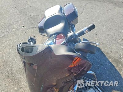 Piąte zdjęcie samochodu w środku: 2022 HARLEY-DAVIDSON FLHX VIN:1HD1KBC16NB656860 - miniatura