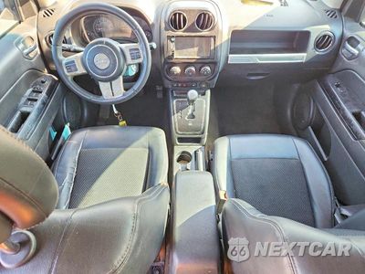 Zdjęcie 8 z 12 samochodu: 2016 JEEP COMPASS SPORT VIN:1C4NJCBA0GD711212 - miniatura