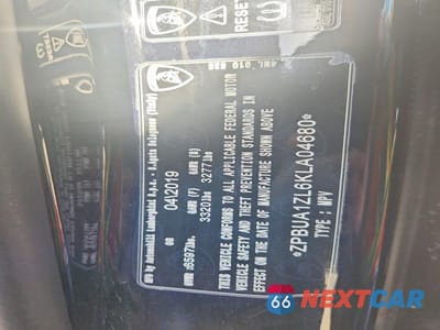 Zdjęcie 13 z 13 samochodu: 2019 LAMBORGHINI URUS VIN:ZPBUA1ZL6KLA04680 - miniatura