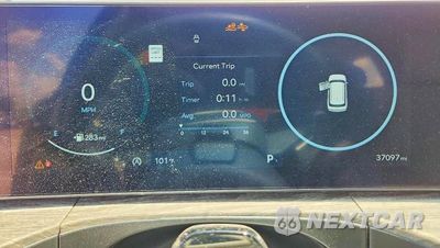 Zdjęcie 9 z 13 samochodu: 2025 HYUNDAI SANTA FE VIN:5NMP54GL8SH104651 - miniatura