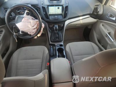Zdjęcie 8 z 13 samochodu: 2016 FORD ESCAPE SE VIN:1FMCU0GXXGUA18945 - miniatura