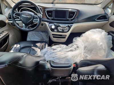 Zdjęcie 8 z 14 samochodu: 2020 CHRYSLER VOYAGER LXI VIN:2C4RC1DG3LR264447 - miniatura