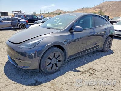 2025 TESLA MODEL Y 7SAYGDED9SF254315 - główne zdjęcie licytacji z USA - miniatura