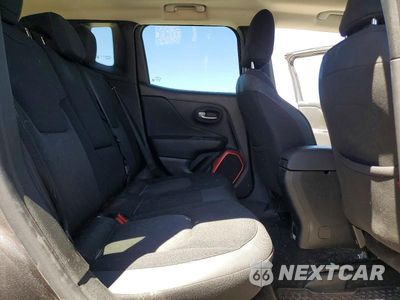 Zdjęcie 11 z 13 samochodu: 2016 JEEP RENEGADE TRAILHAWK VIN:ZACCJBCT8GPE10867 - miniatura