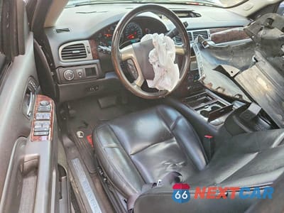 Zdjęcie 8 z 13 samochodu: 2013 GMC YUKON DENALI VIN:1GKS2EEF1DR353723 - miniatura
