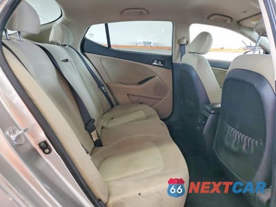 Zdjęcie 10 z 12 samochodu: 2012 KIA OPTIMA HYBRID VIN:KNAGM4AD5C5020731 - miniatura
