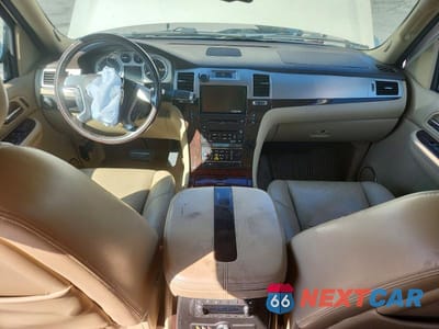 Zdjęcie 8 z 14 samochodu: 2009 CADILLAC ESCALADE VIN:1GYFK23249R294048 - miniatura