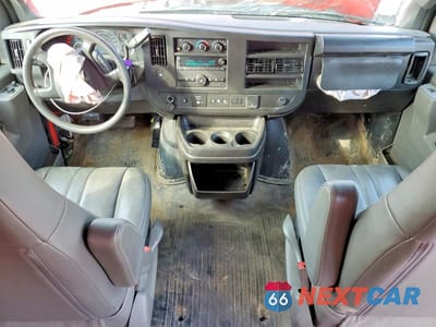 Zdjęcie 8 z 14 samochodu: 2025 CHEVROLET EXPRESS DELIVERY VAN VIN:1GCWGAFP6S1147730 - miniatura