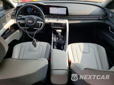 Zdjęcie 8 z 12 samochodu: 2024 HYUNDAI ELANTRA LIMITED VIN:KMHLP4DG5RU663329 - miniatura