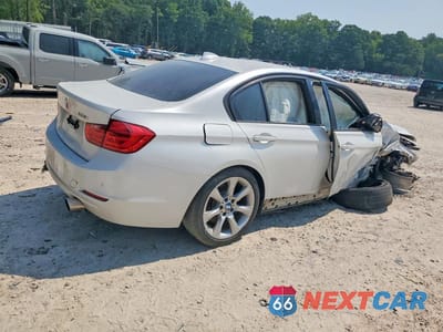 Trzecie zdjęcie samochodu z tyłu: 2014 BMW 335 I VIN:WBA3A9G54ENS64846 - miniatura