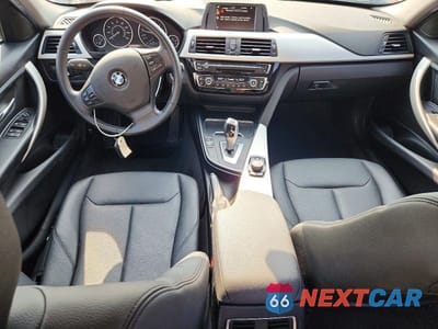 Zdjęcie 8 z 12 samochodu: 2016 BMW 320 XI VIN:WBA8A3C57GK551384 - miniatura