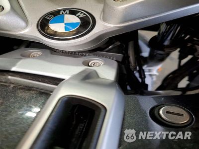 Zdjęcie 9 z 9 samochodu: 2010 BMW R1200 RT VIN:WB1044002AZW18121 - miniatura