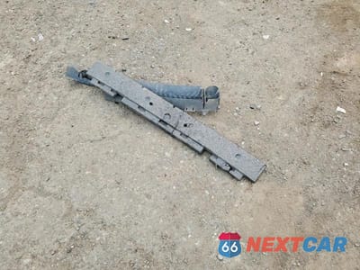 Zdjęcie 12 z 13 samochodu: 2002 VOLVO V70 VIN:YV1SW61R921261464 - miniatura