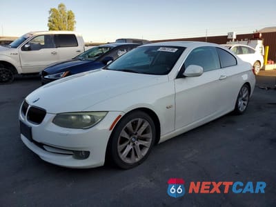 2011 BMW 328 I SULEV WBAKE5C52BE429934 - główne zdjęcie licytacji z USA - miniatura