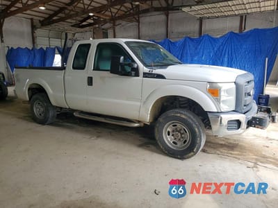 Czwarte zdjęcie samochodu z boku: 2016 FORD F250 SUPER DUTY VIN:1FT7X2B66GEB97776 - miniatura