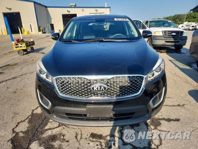Piąte zdjęcie samochodu w środku: 2018 KIA SORENTO L VIN:5XYPG4A30JG366689 - miniatura