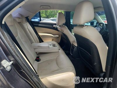 Zdjęcie 10 z 13 samochodu: 2015 CHRYSLER 300 LIMITED VIN:2C3CCAAG2FH891648 - miniatura