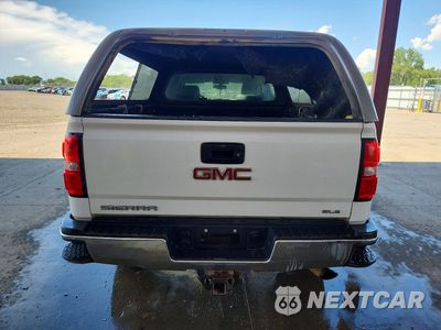 Zdjęcie 6 z 13 samochodu: 2017 GMC SIERRA K2500 SLE VIN:1GT12SEG3HF158437 - miniatura