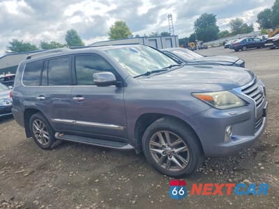 Czwarte zdjęcie samochodu z boku: 2013 LEXUS LX 570 VIN:JTJHY7AX2D4092675 - miniatura