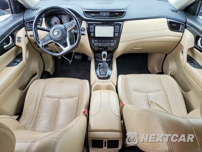 Zdjęcie 8 z 13 samochodu: 2017 NISSAN ROGUE SL VIN:JN8AT2MT5HW399349 - miniatura