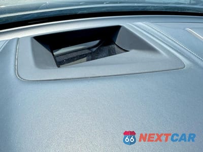 Zdjęcie 13 z 14 samochodu: 2017 BMW X6 M VIN:5YMKW8C36H0U72380 - miniatura
