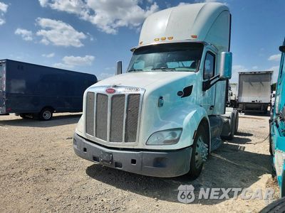 2020 PETERBILT 579 SEMI TRUCK 1XPBDP9X7LD718596 - główne zdjęcie licytacji z USA - miniatura