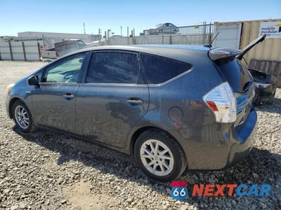 Drugie zdjęcie samochodu z przodu: 2013 TOYOTA PRIUS V THREE VIN:JTDZN3EU8D3263427 - miniatura