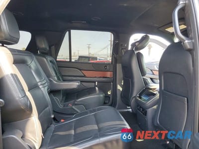 Zdjęcie 11 z 13 samochodu: 2022 LINCOLN NAVIGATOR L VIN:5LMJJ3MT8NEL13842 - miniatura