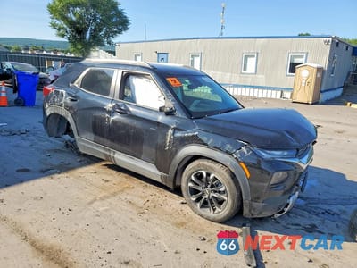 Czwarte zdjęcie samochodu z boku: 2022 CHEVROLET TRAILBLAZER LT VIN:KL70MPSL1NB116859 - miniatura