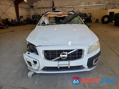 Piąte zdjęcie samochodu w środku: 2011 VOLVO XC70 3.2 VIN:YV4952BZ2B1102393 - miniatura
