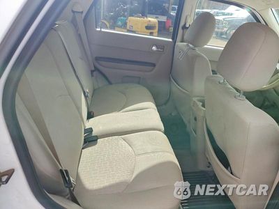 Zdjęcie 11 z 13 samochodu: 2008 MERCURY MARINER VIN:4M2CU81Z28KJ47251 - miniatura