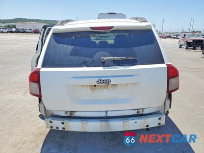 Zdjęcie 6 z 14 samochodu: 2014 JEEP COMPASS SPORT VIN:1C4NJCBA9ED593707 - miniatura