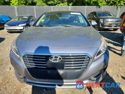 Piąte zdjęcie samochodu w środku: 2016 HYUNDAI SONATA HYBRID LIMITED VIN:KMHE34L17GA008752 - miniatura