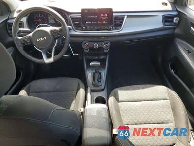 Zdjęcie 8 z 12 samochodu: 2022 KIA RIO S VIN:3KPA24AD8NE478690 - miniatura