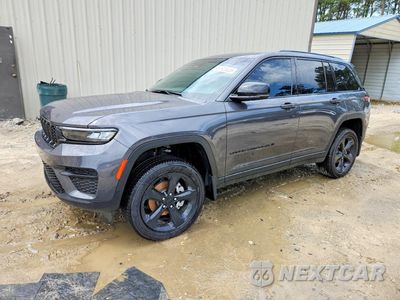 2025 JEEP GRAND CHEROKEE LAREDO 1C4RJHAG5SC355116 - główne zdjęcie licytacji z USA - miniatura