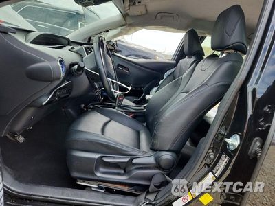 Zdjęcie 7 z 13 samochodu: 2016 TOYOTA PRIUS THREE TOURING VIN:JTDKARFU2G3023521 - miniatura