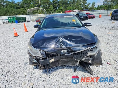 Piąte zdjęcie samochodu w środku: 2017 KIA OPTIMA LX VIN:5XXGT4L38HG147583 - miniatura