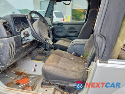 Zdjęcie 7 z 12 samochodu: 2003 JEEP WRANGLER / TJ SE VIN:1J4FA29103P313120 - miniatura