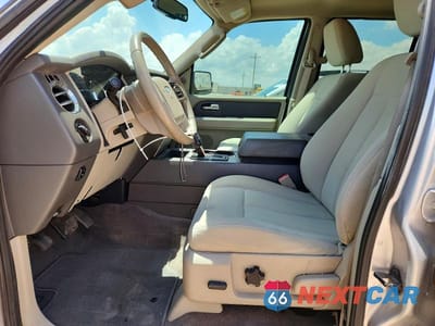 Zdjęcie 7 z 13 samochodu: 2010 FORD EXPEDITION XLT VIN:1FMJU1F57AEB70504 - miniatura