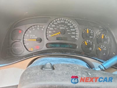 Zdjęcie 9 z 12 samochodu: 2004 CHEVROLET SILVERADO C1500 VIN:2GCEC19V441282381 - miniatura