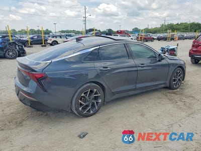 Trzecie zdjęcie samochodu z tyłu: 2025 KIA K5 EX VIN:KNAG34J78S5276972 - miniatura