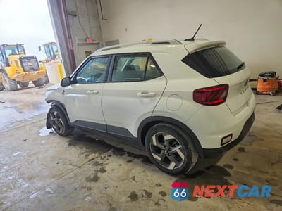 Drugie zdjęcie samochodu z przodu: 2025 HYUNDAI VENUE SEL VIN:KMHRC8A35SU370406 - miniatura