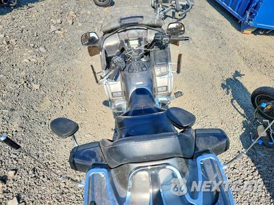 Zdjęcie 6 z 9 samochodu: 2006 HONDA GL1800 VIN:1HFSC47F46A505257 - miniatura