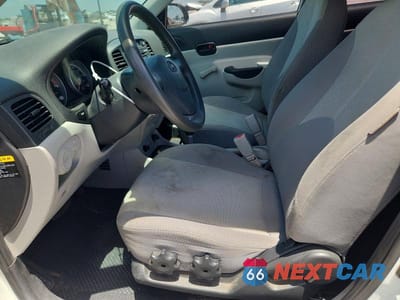 Zdjęcie 7 z 12 samochodu: 2008 HYUNDAI ACCENT GLS VIN:KMHCN46C68U227023 - miniatura