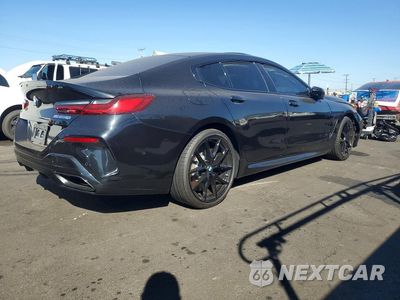 Trzecie zdjęcie samochodu z tyłu: 2025 BMW M850XI VIN:WBAGV8C01SCU57568 - miniatura