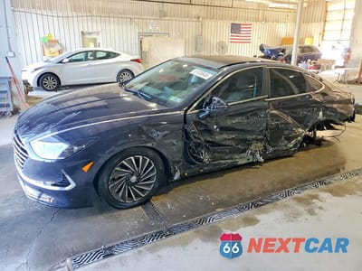 2023 HYUNDAI SONATA HYBRID LIMITED KMHL54JJ8PA064543 - główne zdjęcie licytacji z USA - miniatura